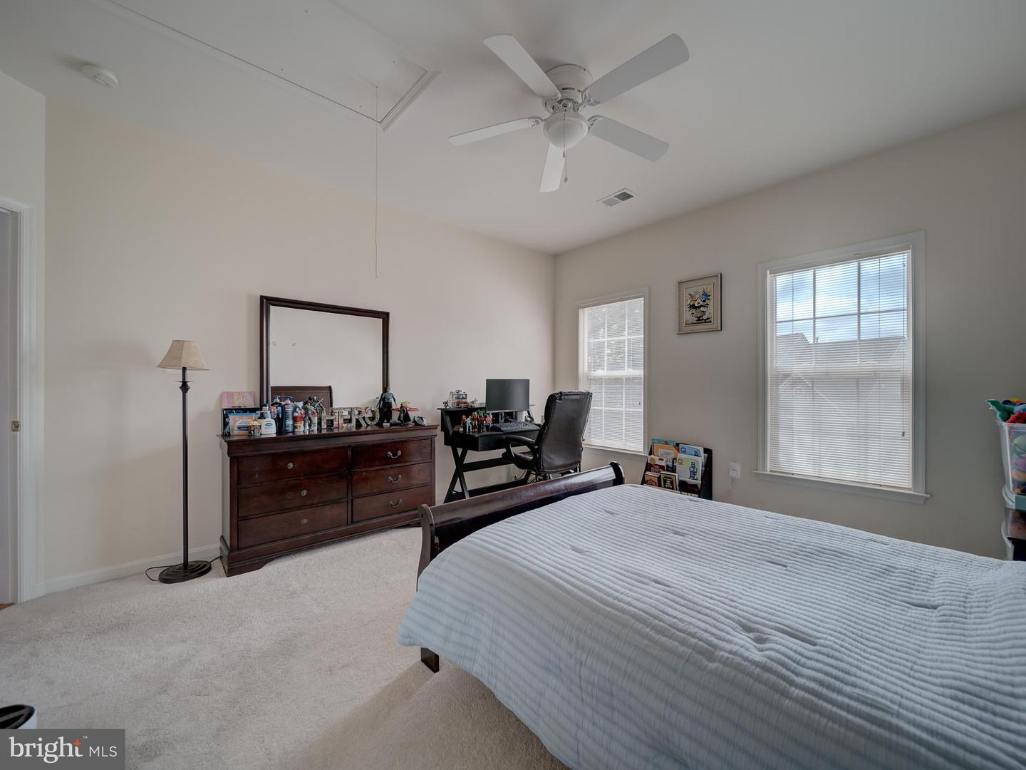12052 PAPER BIRCH LN, GAINESVILLE, Virginia 20155, 5 Bedrooms Bedrooms, ,4 BathroomsBathrooms,Residential,For sale,12052 PAPER BIRCH LN,VAPW2091404 MLS # VAPW2091404