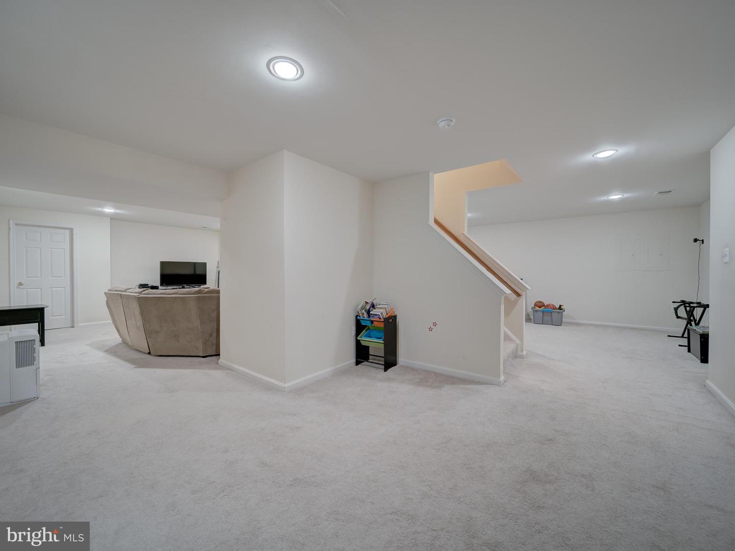 12052 PAPER BIRCH LN, GAINESVILLE, Virginia 20155, 5 Bedrooms Bedrooms, ,4 BathroomsBathrooms,Residential,For sale,12052 PAPER BIRCH LN,VAPW2091404 MLS # VAPW2091404