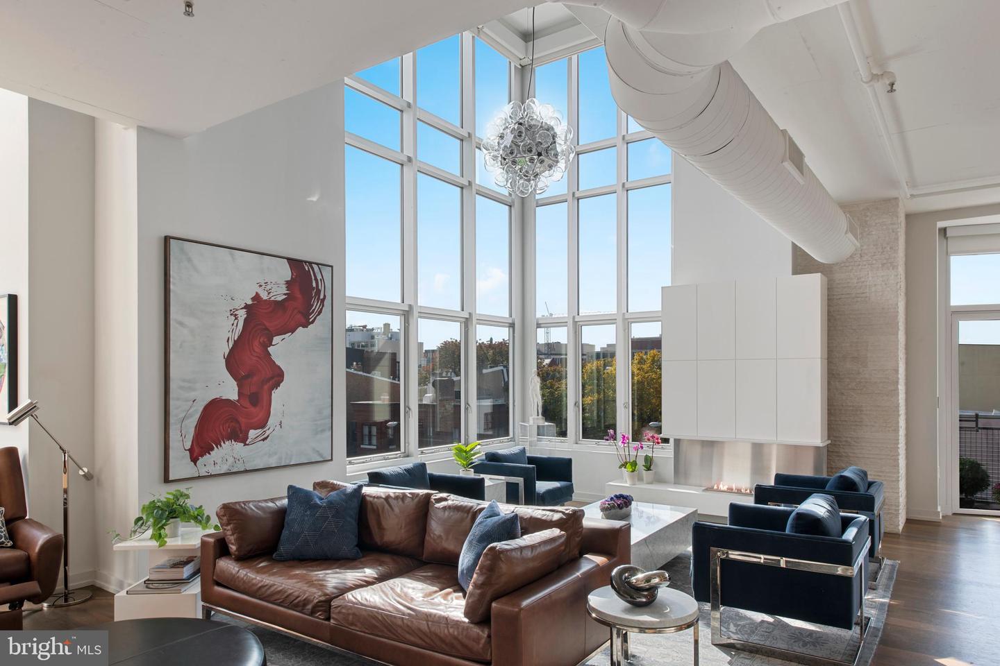 1515 15TH ST NW #422, WASHINGTON, District Of Columbia 20005, 2 Bedrooms Bedrooms, ,3 BathroomsBathrooms,Residential,For sale,1515 15TH ST NW #422,DCDC2194924 MLS # DCDC2194924
