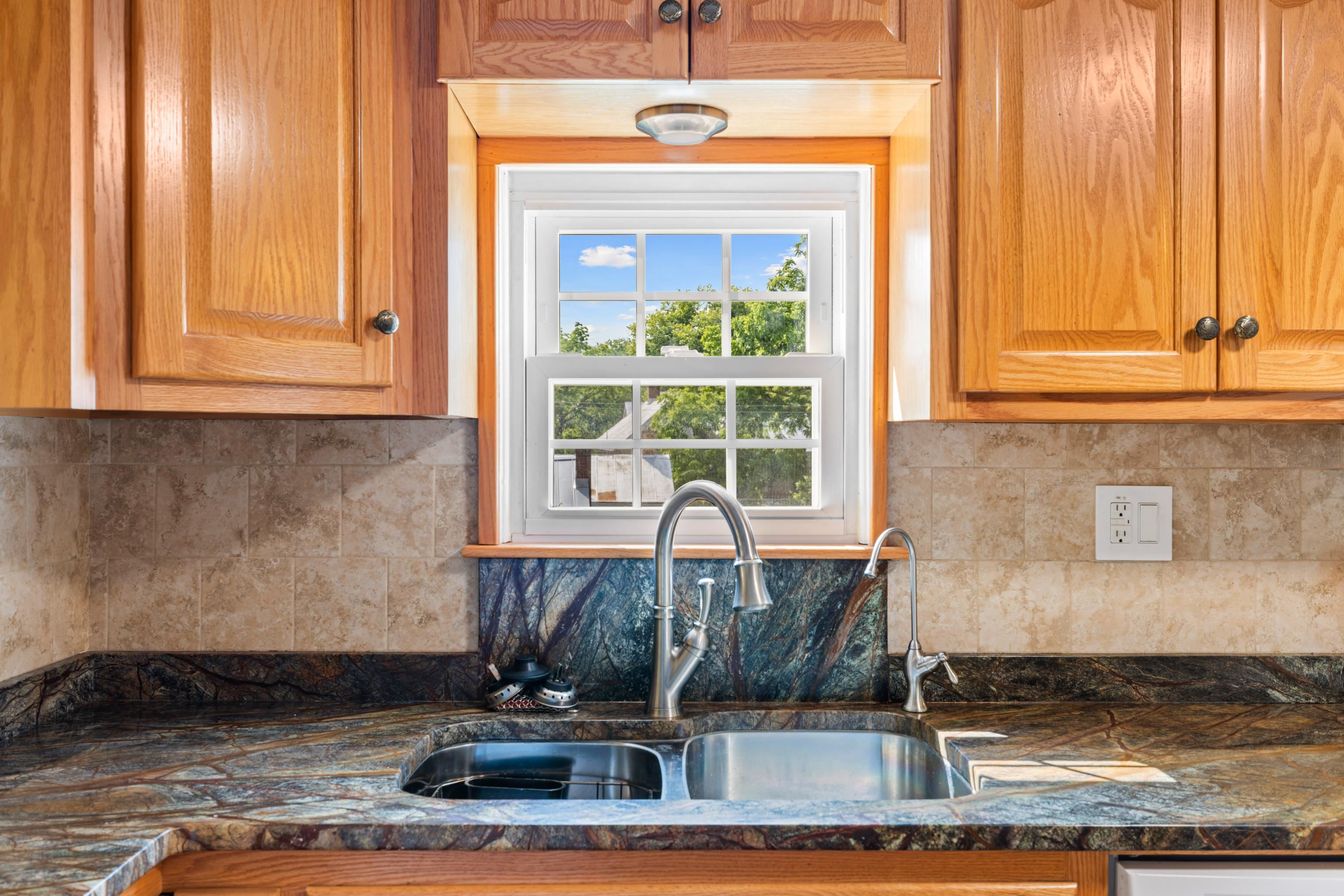 887 NATURAL CHIMNEYS RD, MOUNT SOLON, Virginia 22843, 4 Bedrooms Bedrooms, ,3 BathroomsBathrooms,Residential,887 NATURAL CHIMNEYS RD,665647 MLS # 665647