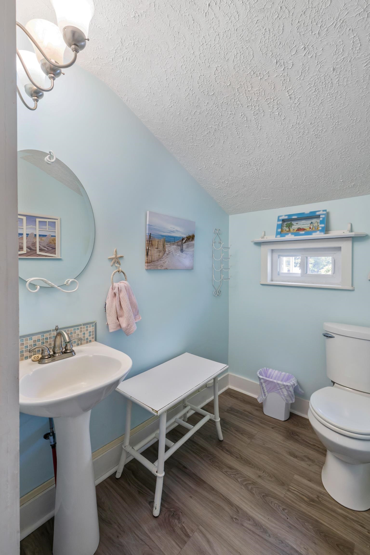 887 NATURAL CHIMNEYS RD, MOUNT SOLON, Virginia 22843, 4 Bedrooms Bedrooms, ,3 BathroomsBathrooms,Residential,887 NATURAL CHIMNEYS RD,665647 MLS # 665647