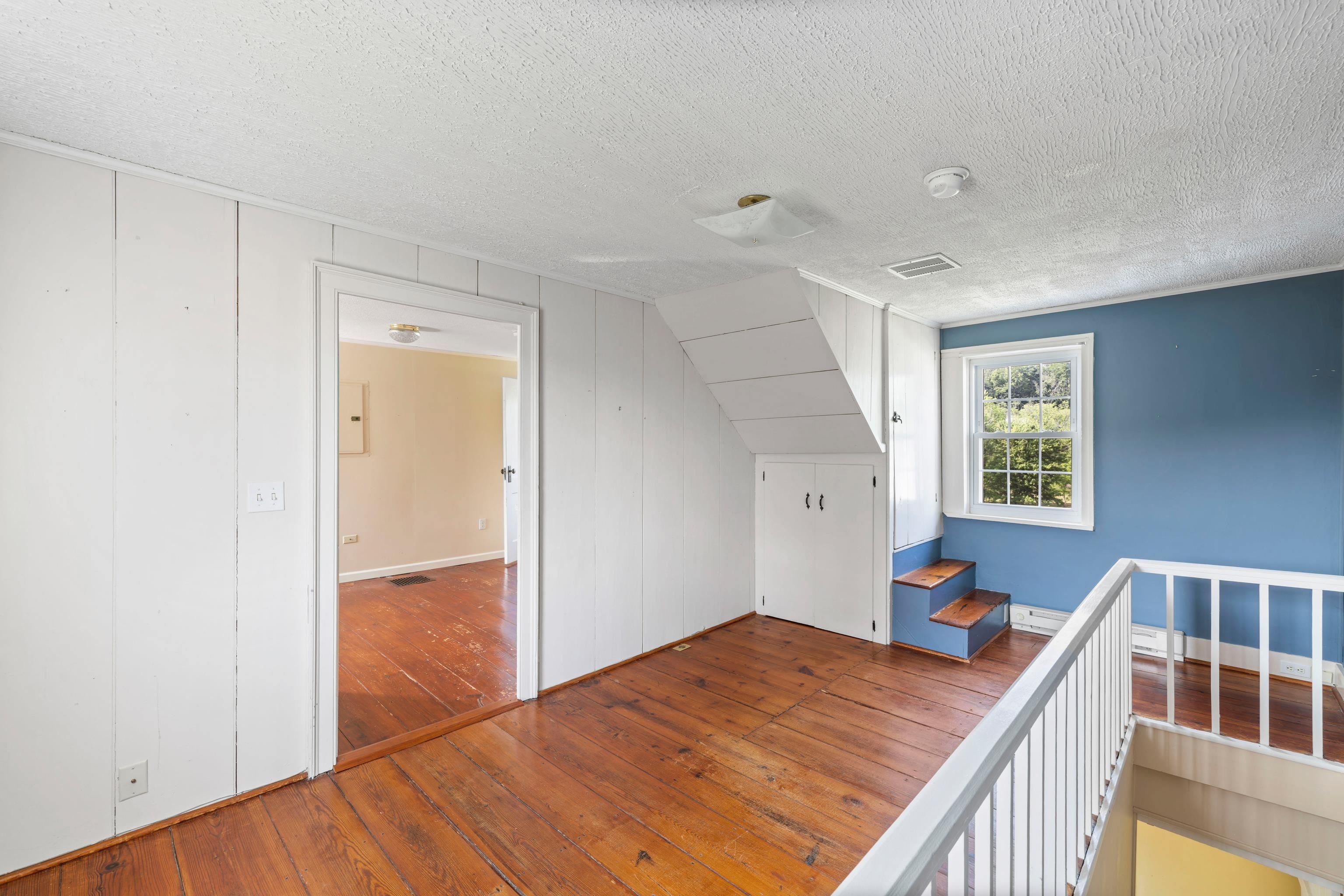 887 NATURAL CHIMNEYS RD, MOUNT SOLON, Virginia 22843, 4 Bedrooms Bedrooms, ,3 BathroomsBathrooms,Residential,887 NATURAL CHIMNEYS RD,665647 MLS # 665647