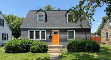 405 LOUDOUN AVE, WAYNESBORO, Virginia 22980, 3 Bedrooms Bedrooms, ,1 BathroomBathrooms,Residential,405 LOUDOUN AVE,665654 MLS # 665654