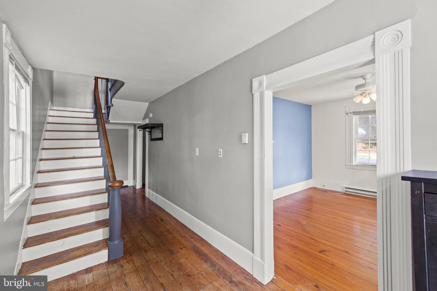 201 CAPON ST, STRASBURG, Virginia 22657, 4 Bedrooms Bedrooms, 10 Rooms Rooms,2 BathroomsBathrooms,Residential,For sale,201 CAPON ST,VASH2011322 MLS # VASH2011322
