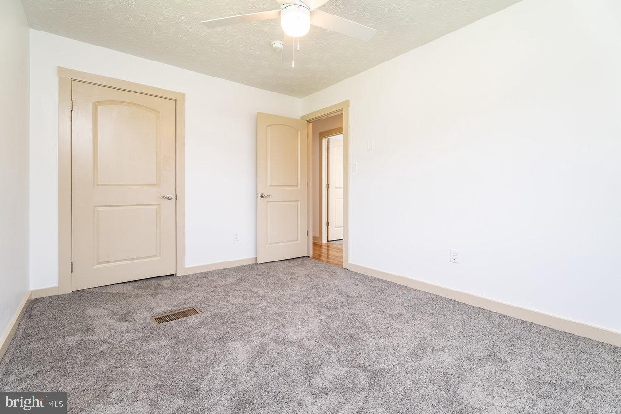 192 JACKSON AVE, NEW MARKET, Virginia 22844, 4 Bedrooms Bedrooms, ,2 BathroomsBathrooms,Residential,For sale,192 JACKSON AVE,VASH2011336 MLS # VASH2011336