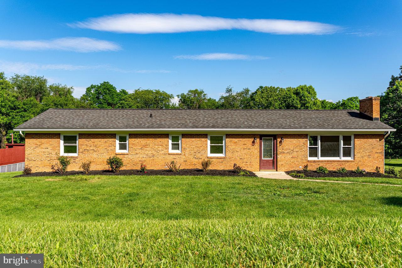 192 JACKSON AVE, NEW MARKET, Virginia 22844, 4 Bedrooms Bedrooms, ,2 BathroomsBathrooms,Residential,For sale,192 JACKSON AVE,VASH2011336 MLS # VASH2011336