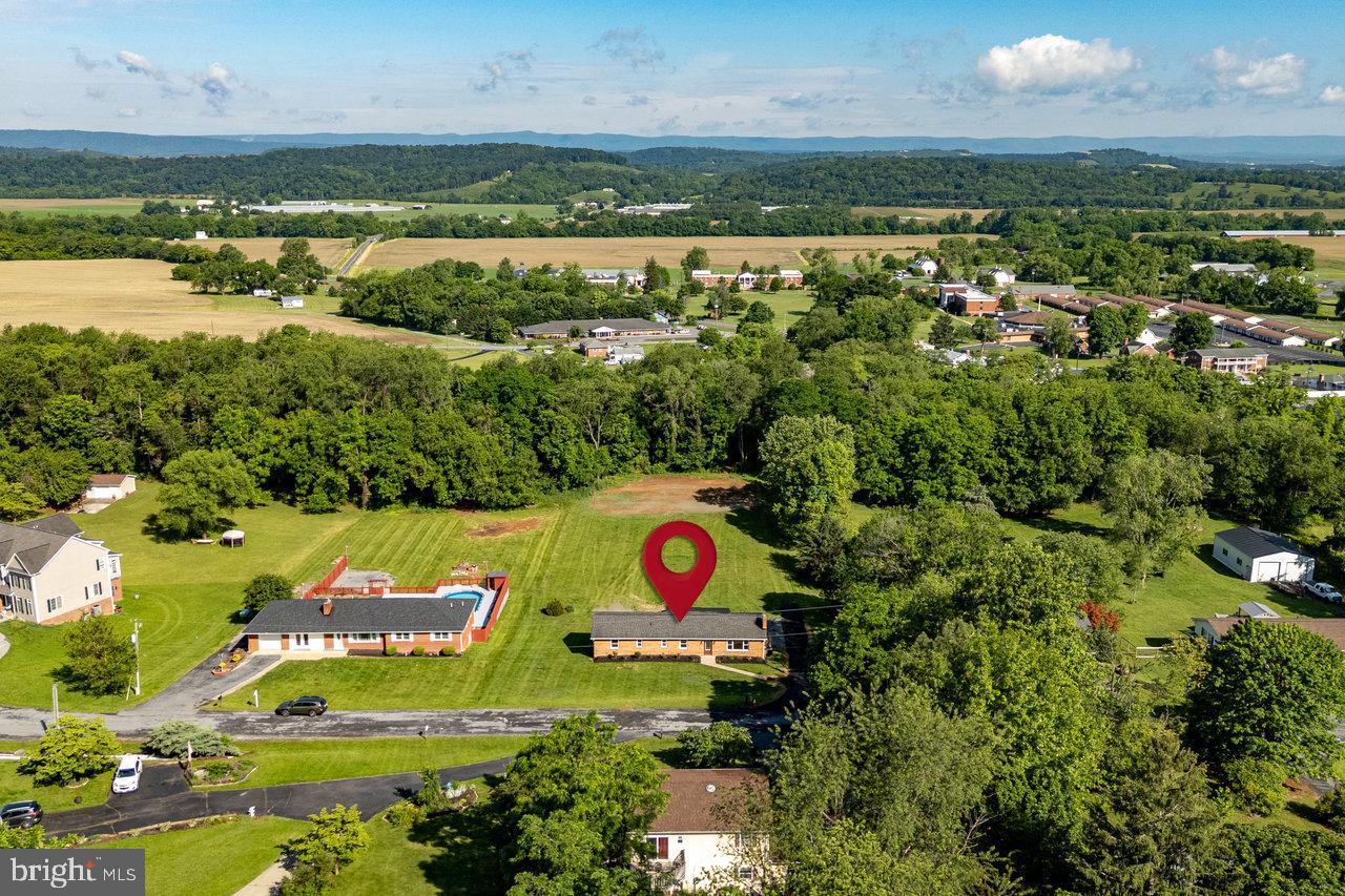 192 JACKSON AVE, NEW MARKET, Virginia 22844, 4 Bedrooms Bedrooms, ,2 BathroomsBathrooms,Residential,For sale,192 JACKSON AVE,VASH2011336 MLS # VASH2011336