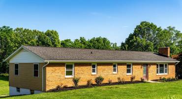 192 JACKSON AVE, NEW MARKET, Virginia 22844, 4 Bedrooms Bedrooms, ,2 BathroomsBathrooms,Residential,For sale,192 JACKSON AVE,VASH2011336 MLS # VASH2011336