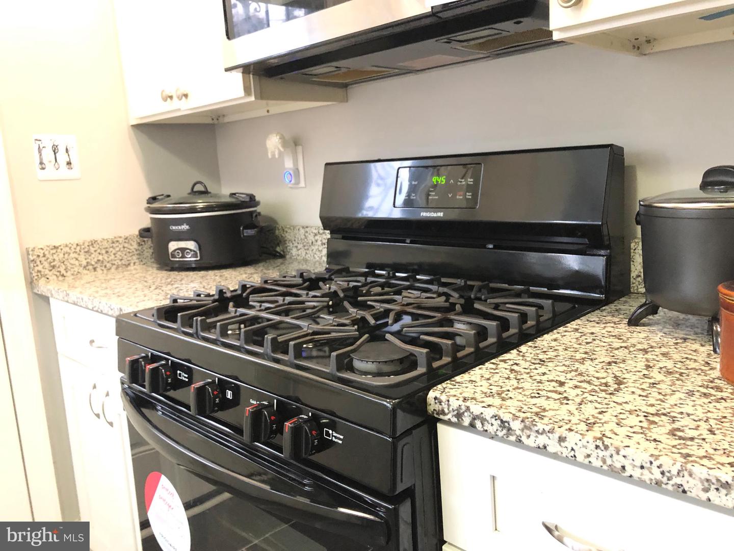 5035 SARGENT RD NE, WASHINGTON, District Of Columbia 20017, 3 Bedrooms Bedrooms, ,2 BathroomsBathrooms,Residential,For sale,5035 SARGENT RD NE,DCDC2200632 MLS # DCDC2200632