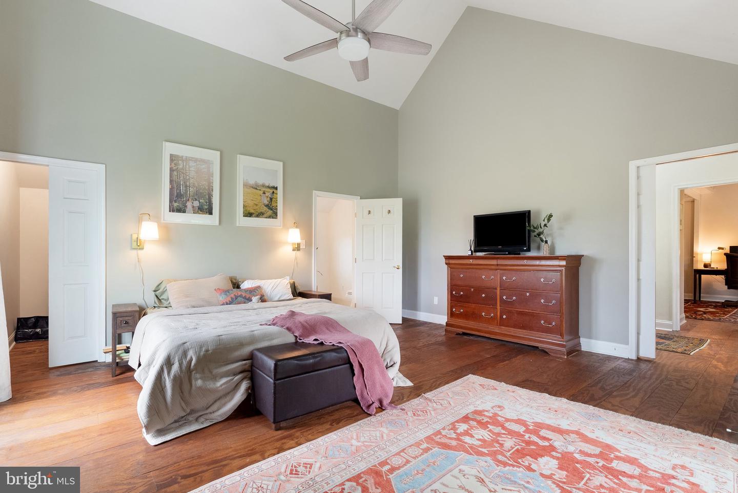 21073 ST LOUIS RD, MIDDLEBURG, Virginia 20117, 4 Bedrooms Bedrooms, ,3 BathroomsBathrooms,Residential,For sale,21073 ST LOUIS RD,VALO2096552 MLS # VALO2096552