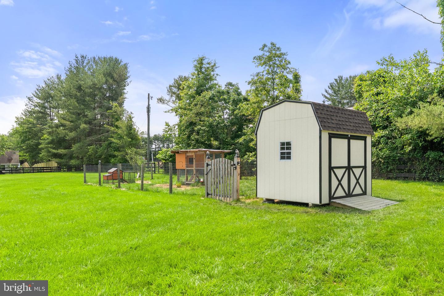 21073 ST LOUIS RD, MIDDLEBURG, Virginia 20117, 4 Bedrooms Bedrooms, ,3 BathroomsBathrooms,Residential,For sale,21073 ST LOUIS RD,VALO2096552 MLS # VALO2096552