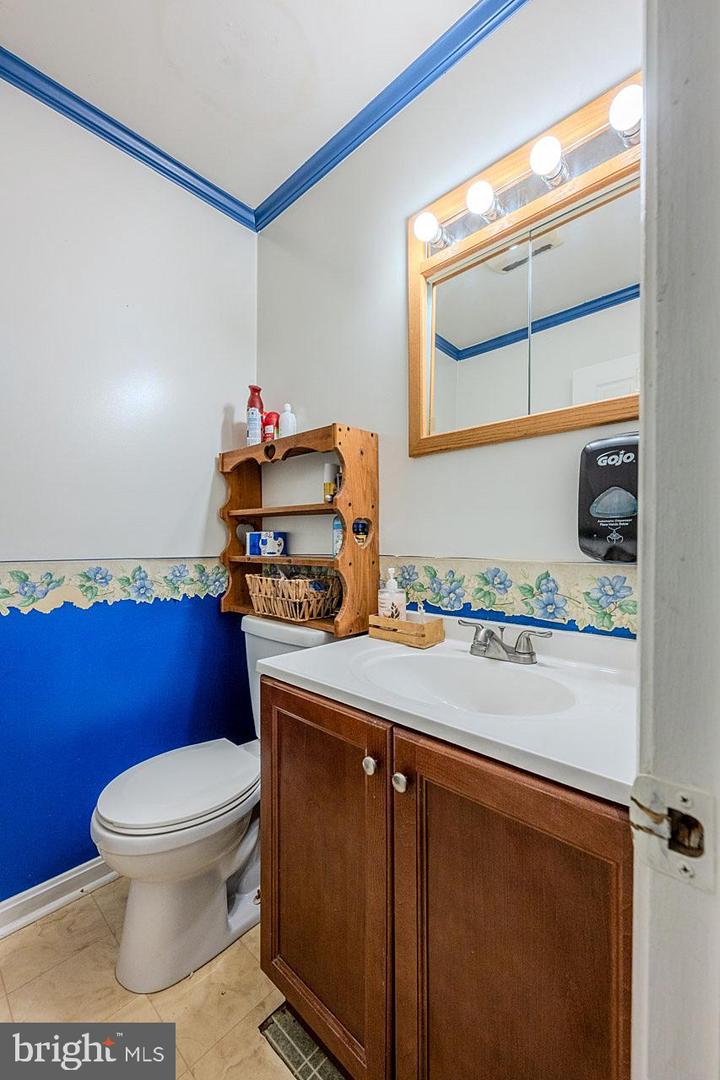 484 VIEWTOWN RD, AMISSVILLE, Virginia 20106, 4 Bedrooms Bedrooms, ,3 BathroomsBathrooms,Residential,For sale,484 VIEWTOWN RD,VARP2002094 MLS # VARP2002094