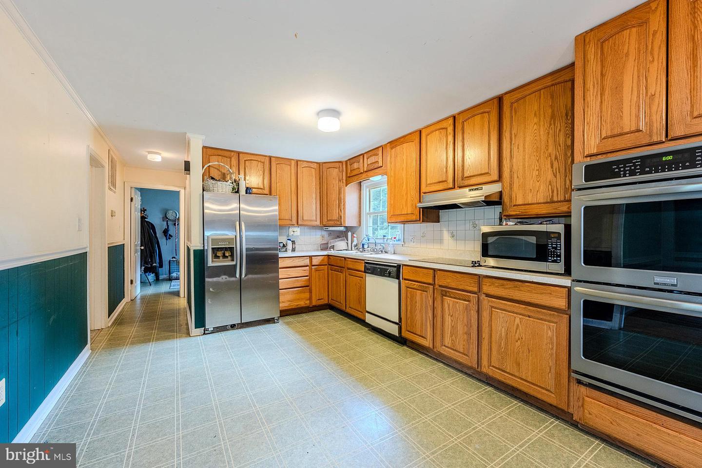 484 VIEWTOWN RD, AMISSVILLE, Virginia 20106, 4 Bedrooms Bedrooms, ,3 BathroomsBathrooms,Residential,For sale,484 VIEWTOWN RD,VARP2002094 MLS # VARP2002094