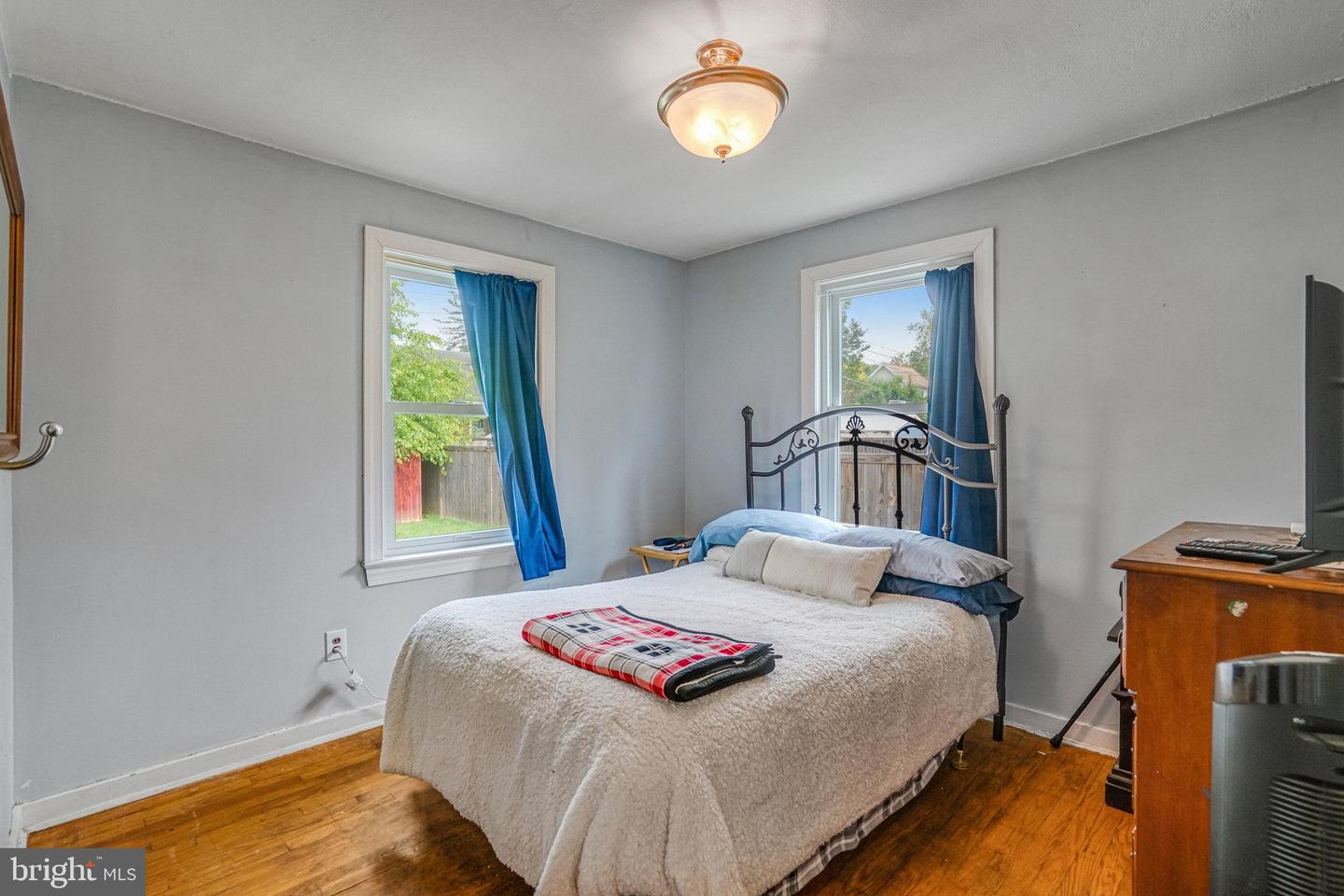 2900 BROOK DR, FALLS CHURCH, Virginia 22042, 4 Bedrooms Bedrooms, ,1 BathroomBathrooms,Residential,For sale,2900 BROOK DR,VAFX2242672 MLS # VAFX2242672