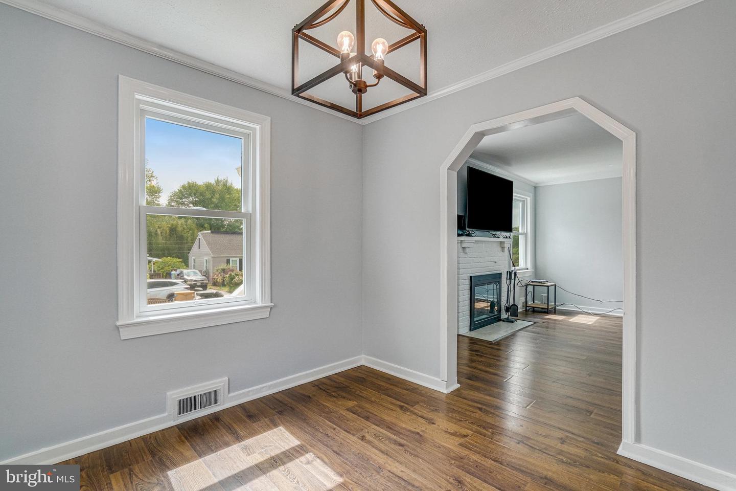 2900 BROOK DR, FALLS CHURCH, Virginia 22042, 4 Bedrooms Bedrooms, ,1 BathroomBathrooms,Residential,For sale,2900 BROOK DR,VAFX2242672 MLS # VAFX2242672