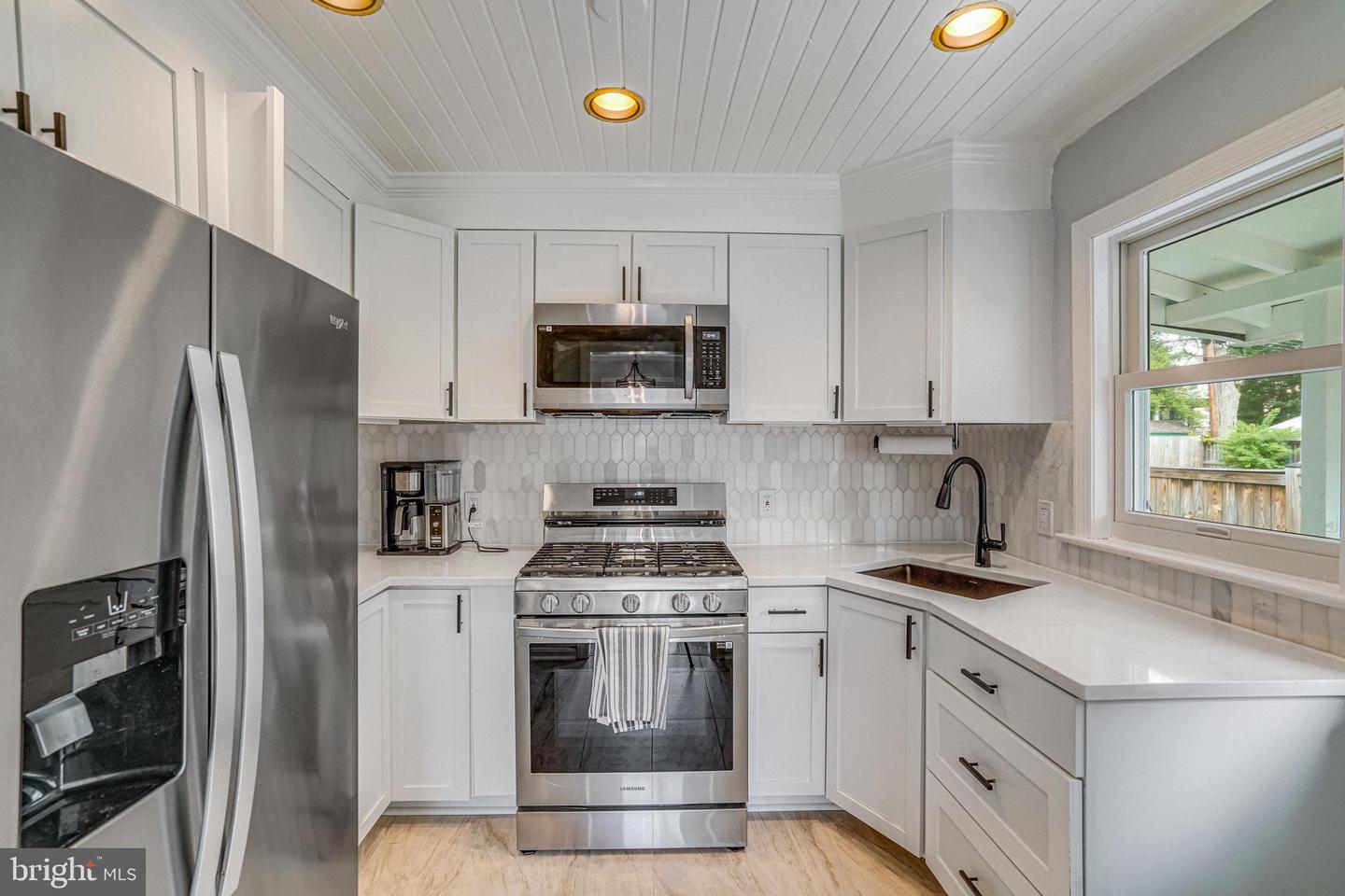 2900 BROOK DR, FALLS CHURCH, Virginia 22042, 4 Bedrooms Bedrooms, ,1 BathroomBathrooms,Residential,For sale,2900 BROOK DR,VAFX2242672 MLS # VAFX2242672