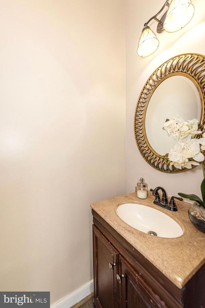 15381 BRONCO WAY, WOODBRIDGE, Virginia 22193, 3 Bedrooms Bedrooms, ,2 BathroomsBathrooms,Residential,For sale,15381 BRONCO WAY,VAPW2095458 MLS # VAPW2095458