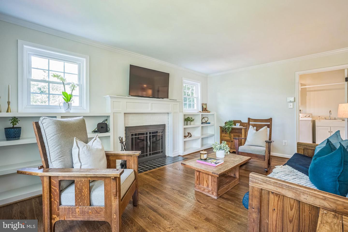3930 6TH ST S, ARLINGTON, Virginia 22204, 4 Bedrooms Bedrooms, ,2 BathroomsBathrooms,Residential,For sale,3930 6TH ST S,VAAR2058326 MLS # VAAR2058326