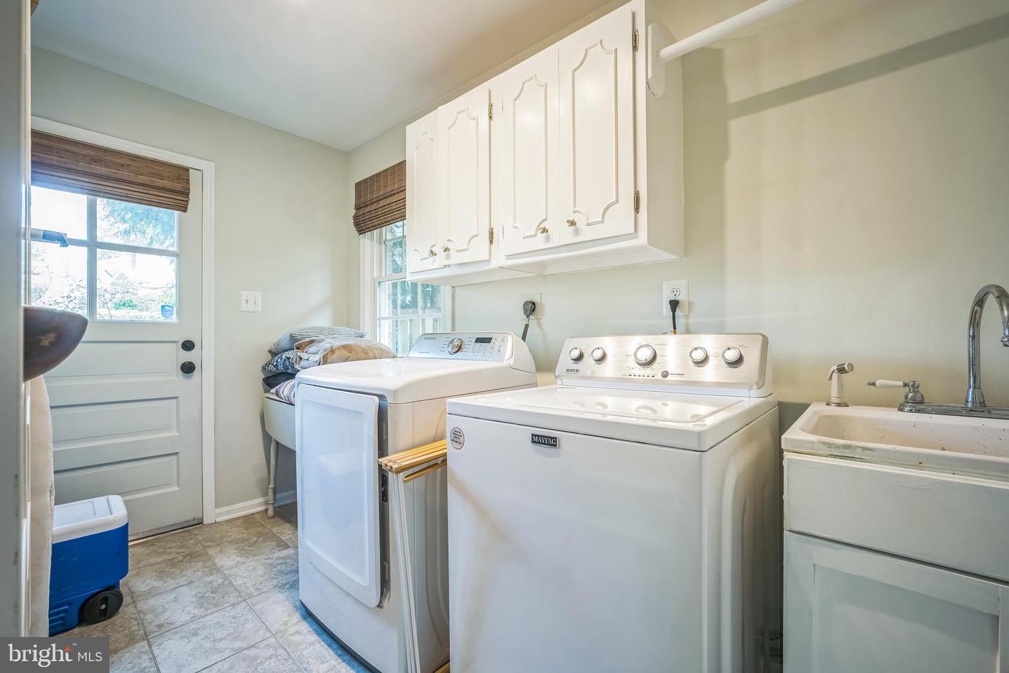 3930 6TH ST S, ARLINGTON, Virginia 22204, 4 Bedrooms Bedrooms, ,2 BathroomsBathrooms,Residential,For sale,3930 6TH ST S,VAAR2058326 MLS # VAAR2058326