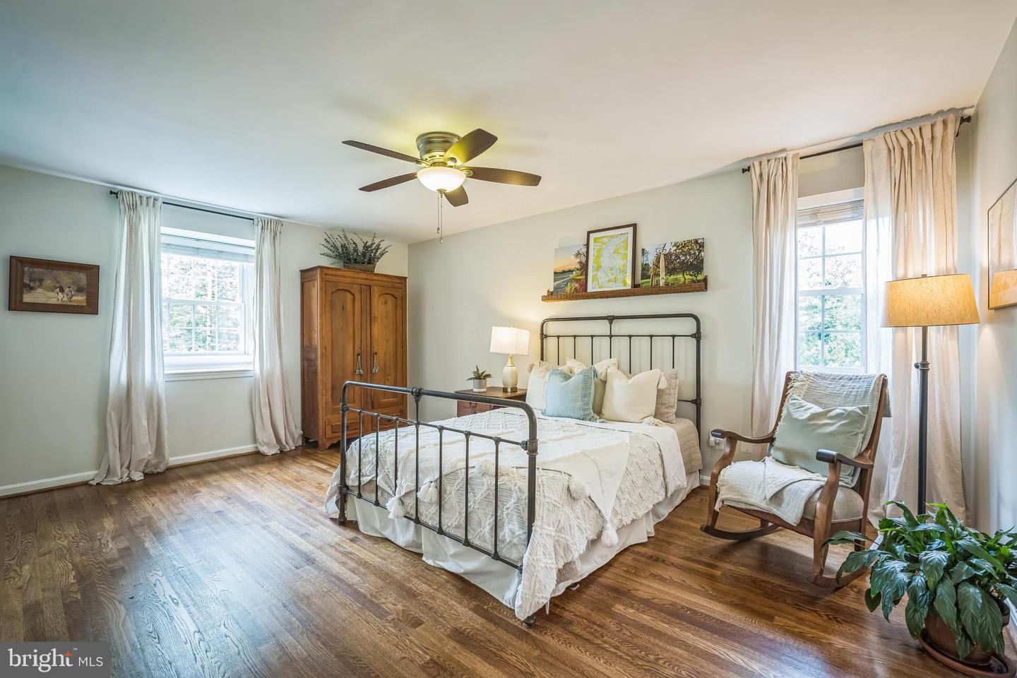3930 6TH ST S, ARLINGTON, Virginia 22204, 4 Bedrooms Bedrooms, ,2 BathroomsBathrooms,Residential,For sale,3930 6TH ST S,VAAR2058326 MLS # VAAR2058326