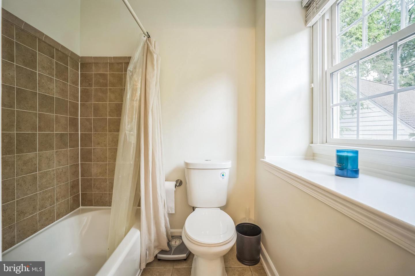 3930 6TH ST S, ARLINGTON, Virginia 22204, 4 Bedrooms Bedrooms, ,2 BathroomsBathrooms,Residential,For sale,3930 6TH ST S,VAAR2058326 MLS # VAAR2058326
