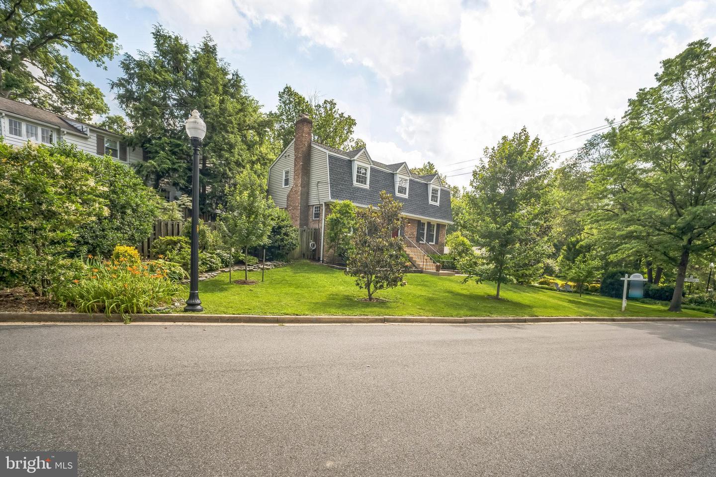 3930 6TH ST S, ARLINGTON, Virginia 22204, 4 Bedrooms Bedrooms, ,2 BathroomsBathrooms,Residential,For sale,3930 6TH ST S,VAAR2058326 MLS # VAAR2058326