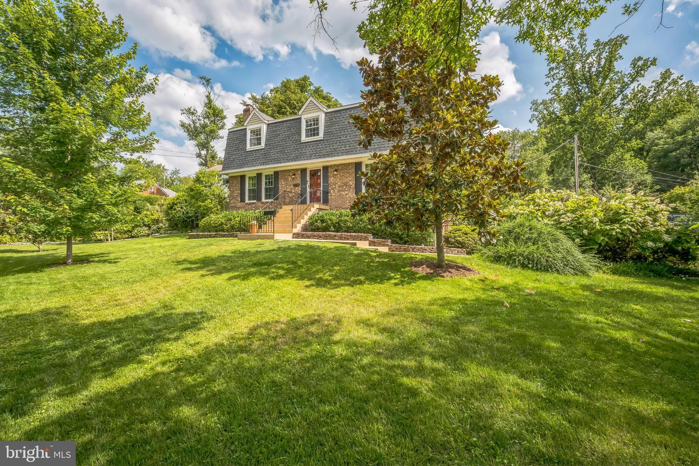 3930 6TH ST S, ARLINGTON, Virginia 22204, 4 Bedrooms Bedrooms, ,2 BathroomsBathrooms,Residential,For sale,3930 6TH ST S,VAAR2058326 MLS # VAAR2058326