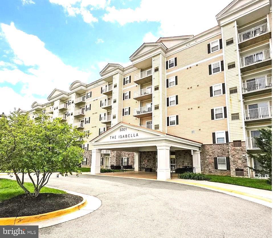6301 EDSALL RD #224, ALEXANDRIA, Virginia 22312, 2 Bedrooms Bedrooms, ,2 BathroomsBathrooms,Residential,For sale,6301 EDSALL RD #224,VAFX2243900 MLS # VAFX2243900