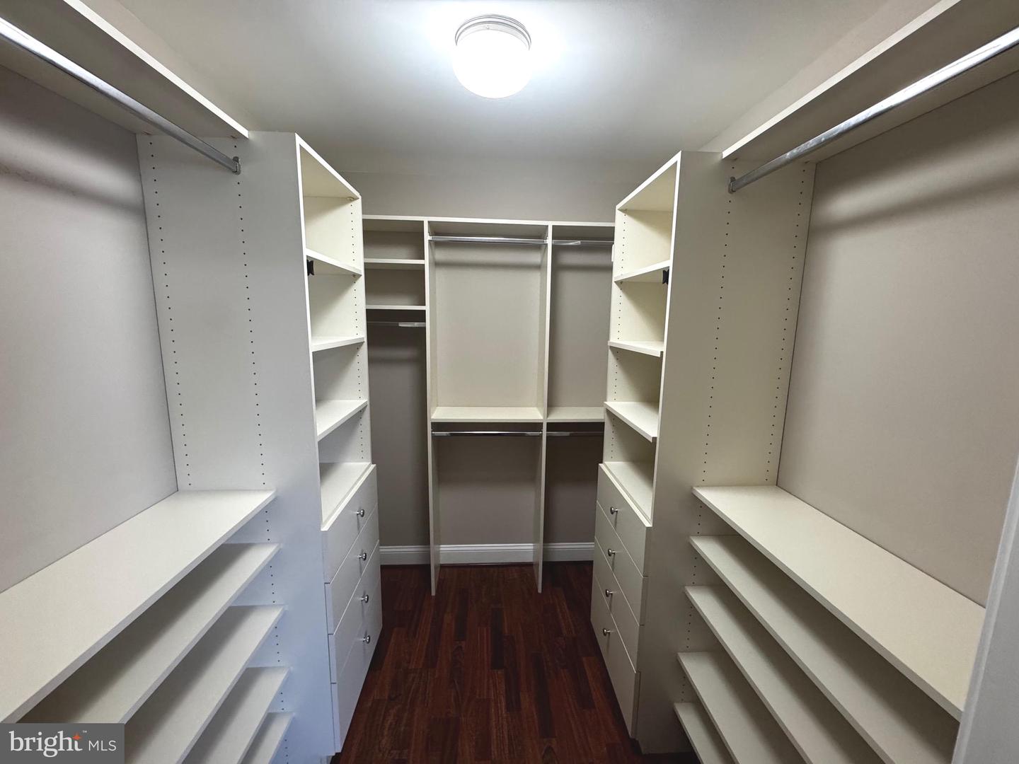6301 EDSALL RD #224, ALEXANDRIA, Virginia 22312, 2 Bedrooms Bedrooms, ,2 BathroomsBathrooms,Residential,For sale,6301 EDSALL RD #224,VAFX2243900 MLS # VAFX2243900