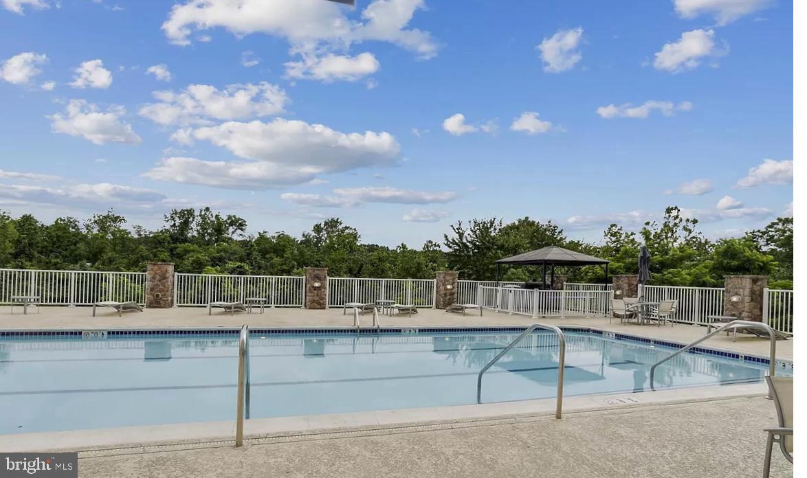 6301 EDSALL RD #224, ALEXANDRIA, Virginia 22312, 2 Bedrooms Bedrooms, ,2 BathroomsBathrooms,Residential,For sale,6301 EDSALL RD #224,VAFX2243900 MLS # VAFX2243900