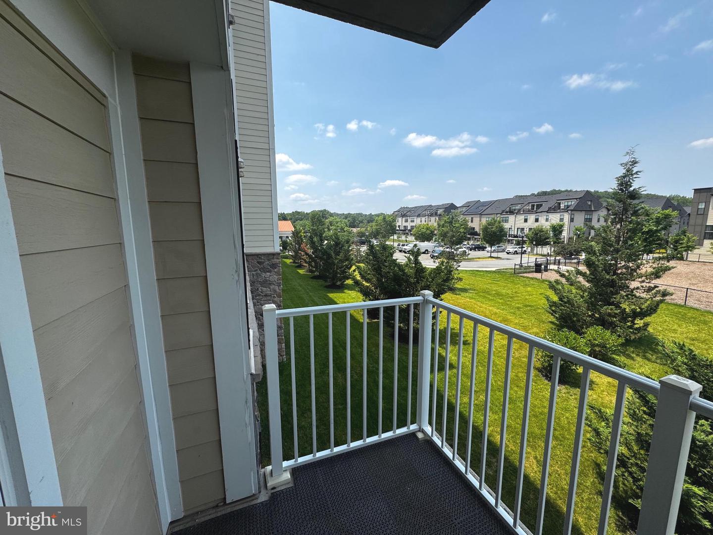 6301 EDSALL RD #224, ALEXANDRIA, Virginia 22312, 2 Bedrooms Bedrooms, ,2 BathroomsBathrooms,Residential,For sale,6301 EDSALL RD #224,VAFX2243900 MLS # VAFX2243900