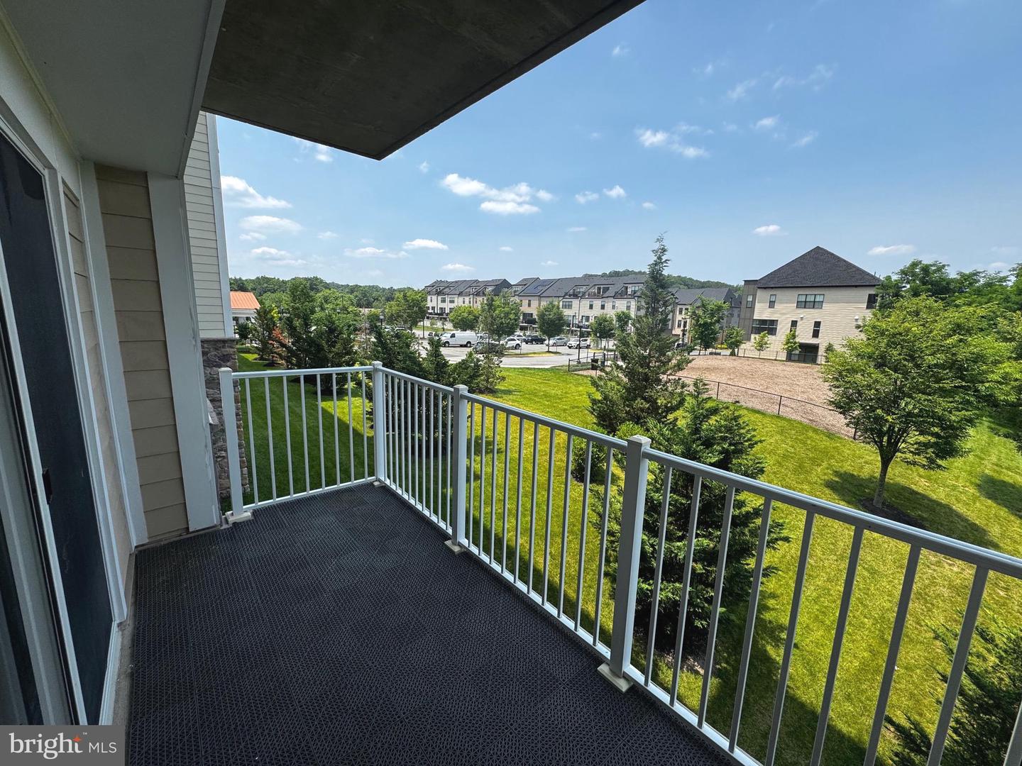 6301 EDSALL RD #224, ALEXANDRIA, Virginia 22312, 2 Bedrooms Bedrooms, ,2 BathroomsBathrooms,Residential,For sale,6301 EDSALL RD #224,VAFX2243900 MLS # VAFX2243900