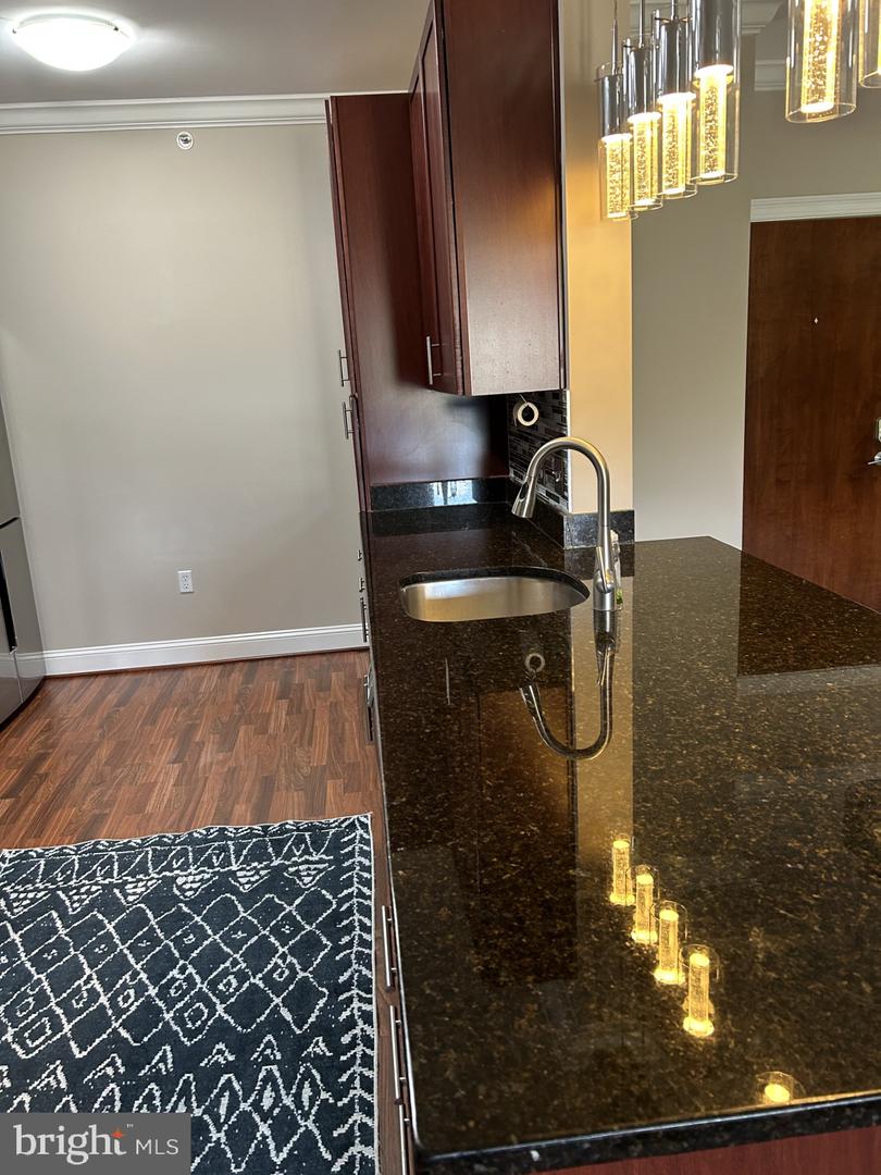 6301 EDSALL RD #224, ALEXANDRIA, Virginia 22312, 2 Bedrooms Bedrooms, ,2 BathroomsBathrooms,Residential,For sale,6301 EDSALL RD #224,VAFX2243900 MLS # VAFX2243900 6301 EDSALL RD #224, ALEXANDRIA, Virginia 22312, 2 Bedrooms Bedrooms, ,2 BathroomsBathrooms,Residential,For sale,6301 EDSALL RD #224,VAFX2243900 MLS # VAFX2243900