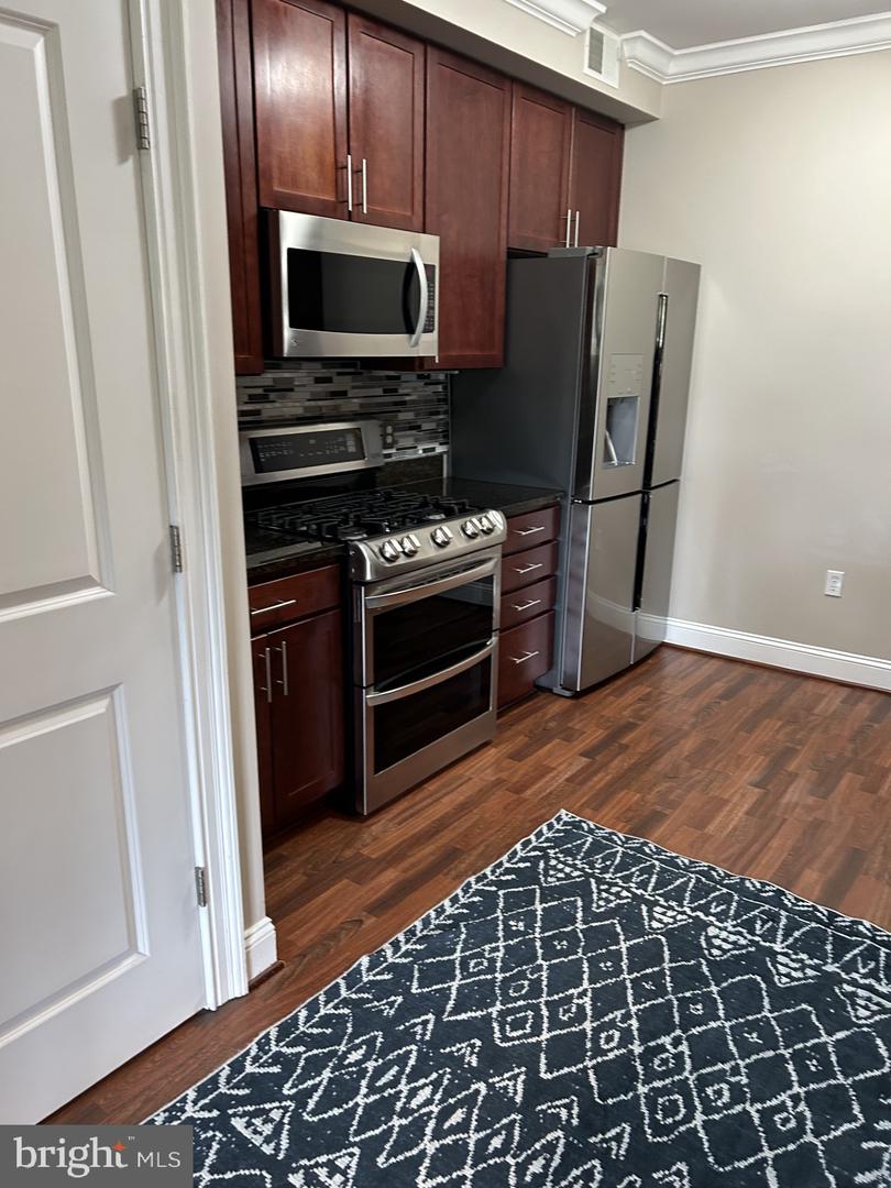6301 EDSALL RD #224, ALEXANDRIA, Virginia 22312, 2 Bedrooms Bedrooms, ,2 BathroomsBathrooms,Residential,For sale,6301 EDSALL RD #224,VAFX2243900 MLS # VAFX2243900 6301 EDSALL RD #224, ALEXANDRIA, Virginia 22312, 2 Bedrooms Bedrooms, ,2 BathroomsBathrooms,Residential,For sale,6301 EDSALL RD #224,VAFX2243900 MLS # VAFX2243900