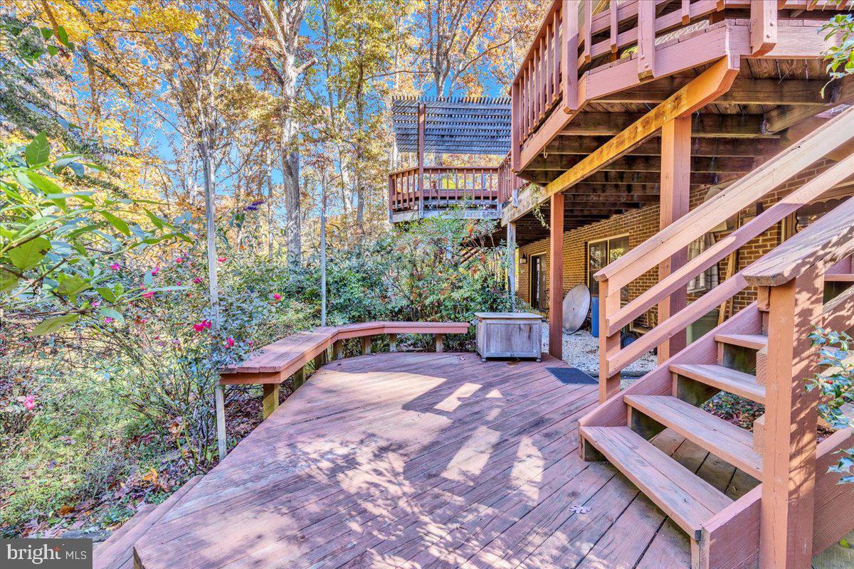8150 WOLF RUN SHOALS RD, CLIFTON, Virginia 20124, 5 Bedrooms Bedrooms, ,3 BathroomsBathrooms,Residential,For sale,8150 WOLF RUN SHOALS RD,VAFX2243924 MLS # VAFX2243924