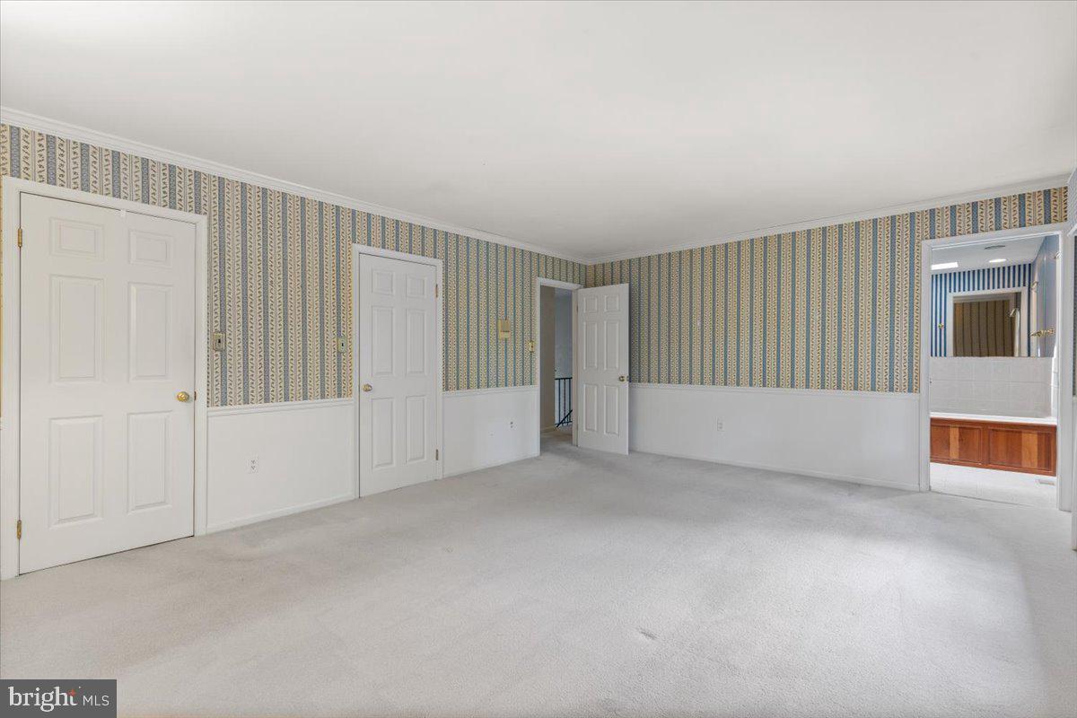 8150 WOLF RUN SHOALS RD, CLIFTON, Virginia 20124, 5 Bedrooms Bedrooms, ,3 BathroomsBathrooms,Residential,For sale,8150 WOLF RUN SHOALS RD,VAFX2243924 MLS # VAFX2243924