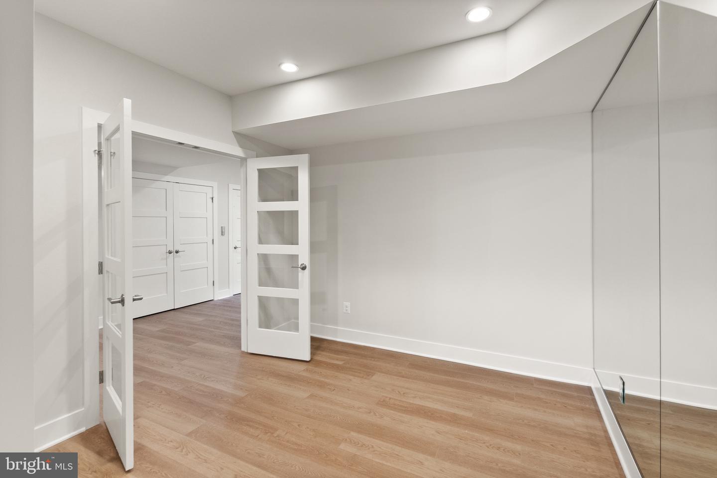 1554 DAVIDSON RD, MCLEAN, Virginia 22101, 5 Bedrooms Bedrooms, ,5 BathroomsBathrooms,Residential,For sale,1554 DAVIDSON RD,VAFX2244088 MLS # VAFX2244088