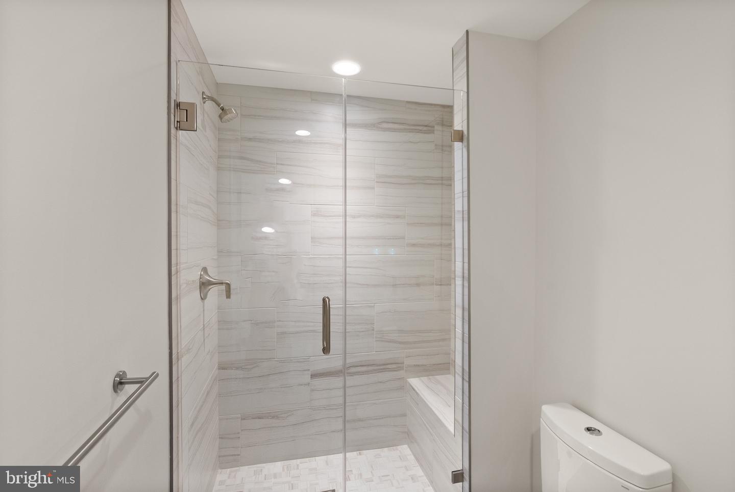 1554 DAVIDSON RD, MCLEAN, Virginia 22101, 5 Bedrooms Bedrooms, ,5 BathroomsBathrooms,Residential,For sale,1554 DAVIDSON RD,VAFX2244088 MLS # VAFX2244088