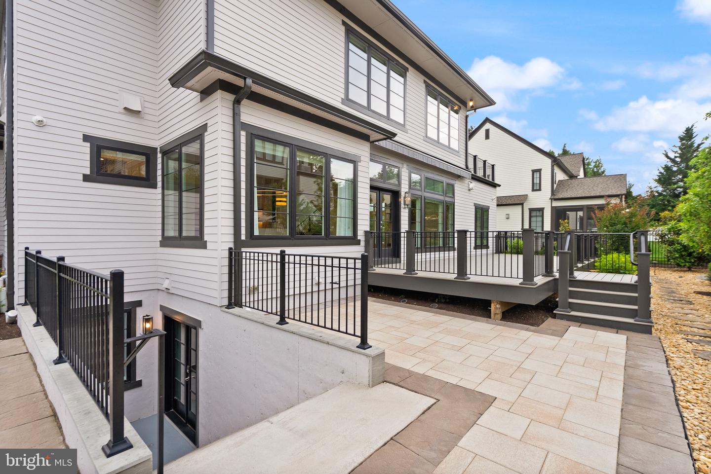 1554 DAVIDSON RD, MCLEAN, Virginia 22101, 5 Bedrooms Bedrooms, ,5 BathroomsBathrooms,Residential,For sale,1554 DAVIDSON RD,VAFX2244088 MLS # VAFX2244088
