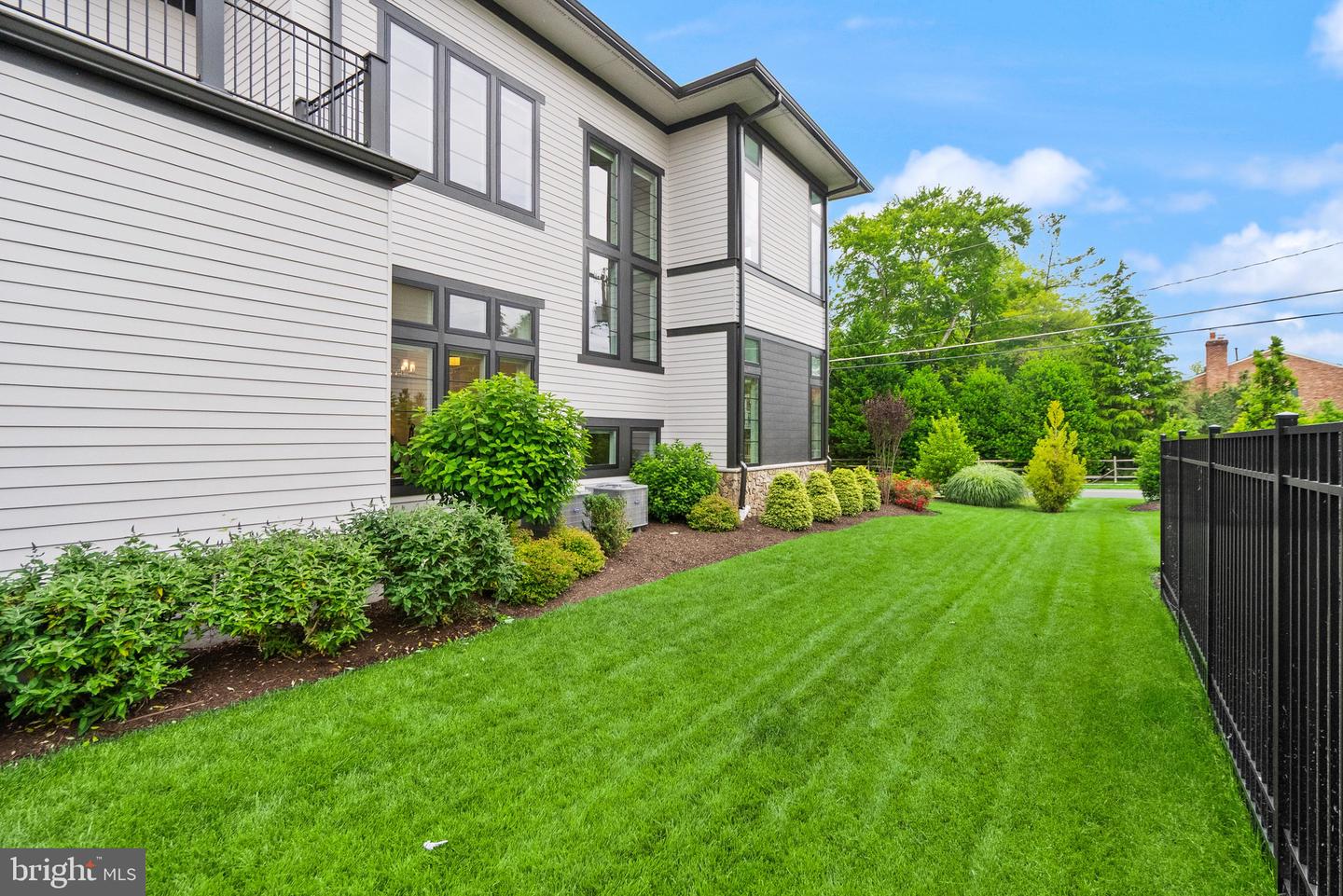 1554 DAVIDSON RD, MCLEAN, Virginia 22101, 5 Bedrooms Bedrooms, ,5 BathroomsBathrooms,Residential,For sale,1554 DAVIDSON RD,VAFX2244088 MLS # VAFX2244088