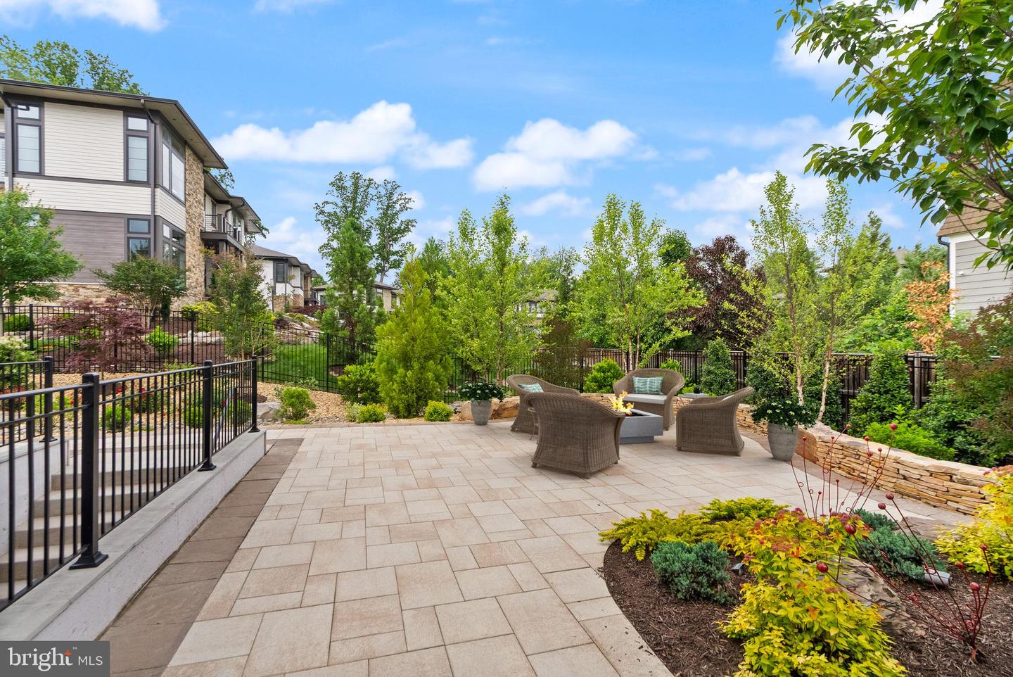 1554 DAVIDSON RD, MCLEAN, Virginia 22101, 5 Bedrooms Bedrooms, ,5 BathroomsBathrooms,Residential,For sale,1554 DAVIDSON RD,VAFX2244088 MLS # VAFX2244088