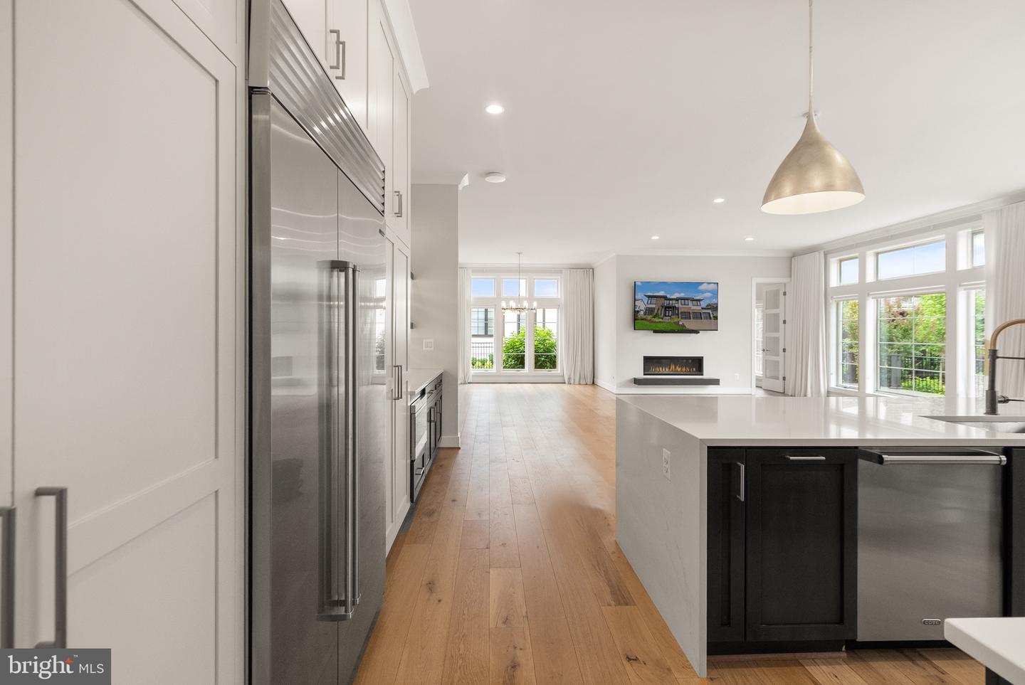 1554 DAVIDSON RD, MCLEAN, Virginia 22101, 5 Bedrooms Bedrooms, ,5 BathroomsBathrooms,Residential,For sale,1554 DAVIDSON RD,VAFX2244088 MLS # VAFX2244088