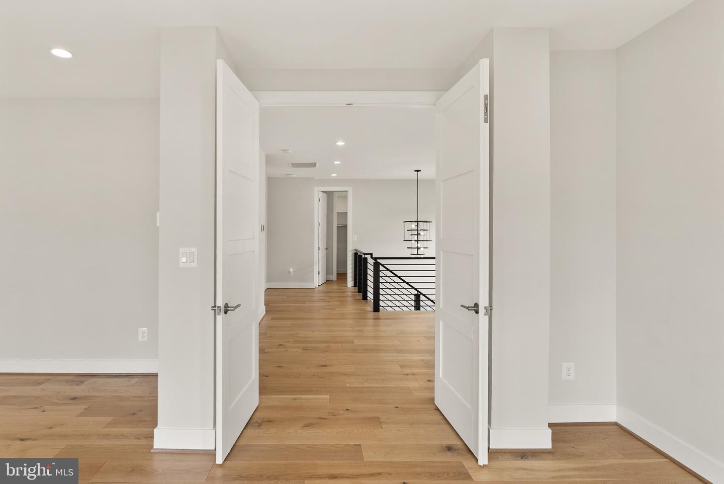 1554 DAVIDSON RD, MCLEAN, Virginia 22101, 5 Bedrooms Bedrooms, ,5 BathroomsBathrooms,Residential,For sale,1554 DAVIDSON RD,VAFX2244088 MLS # VAFX2244088