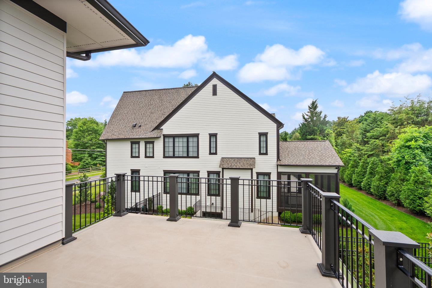 1554 DAVIDSON RD, MCLEAN, Virginia 22101, 5 Bedrooms Bedrooms, ,5 BathroomsBathrooms,Residential,For sale,1554 DAVIDSON RD,VAFX2244088 MLS # VAFX2244088