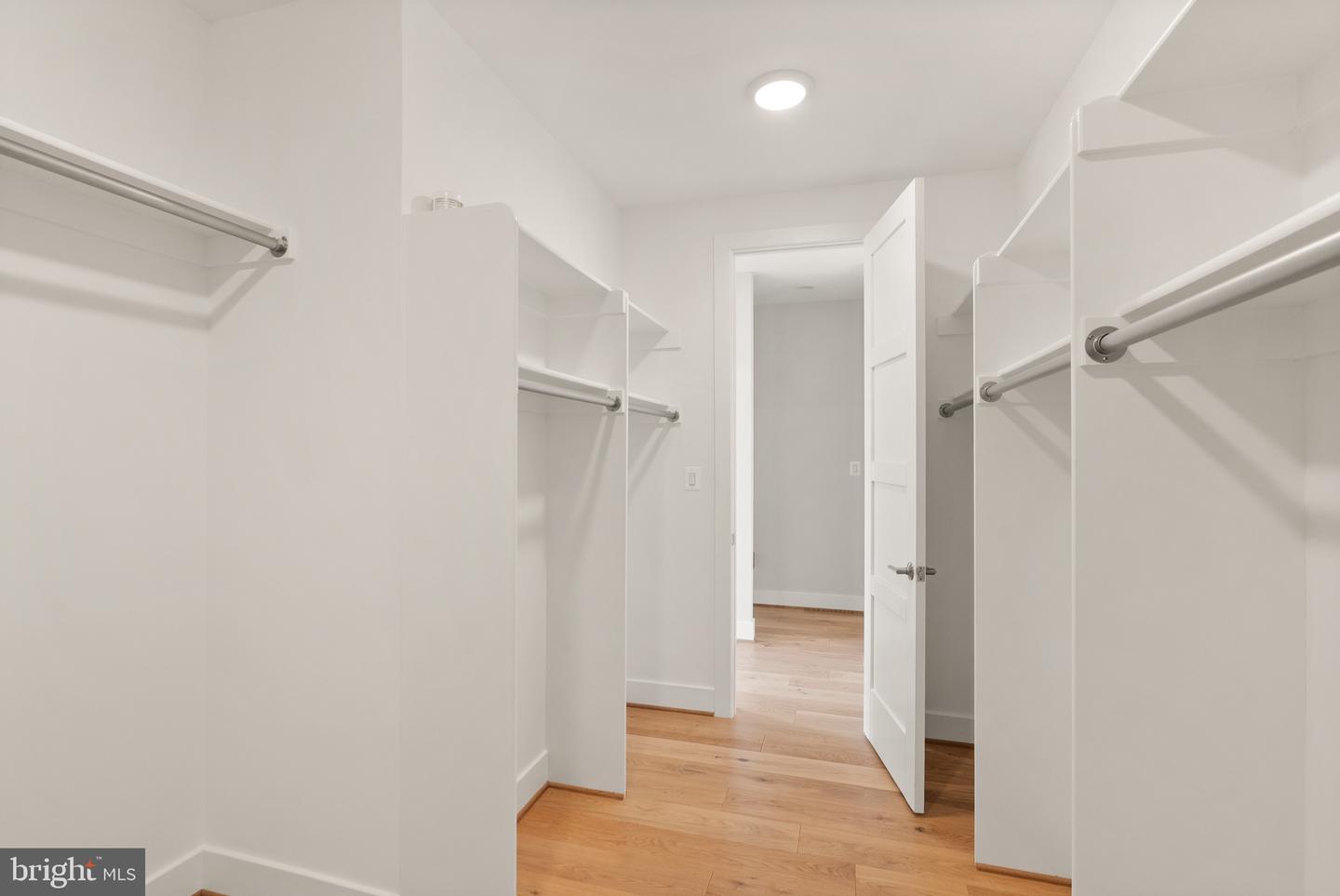 1554 DAVIDSON RD, MCLEAN, Virginia 22101, 5 Bedrooms Bedrooms, ,5 BathroomsBathrooms,Residential,For sale,1554 DAVIDSON RD,VAFX2244088 MLS # VAFX2244088