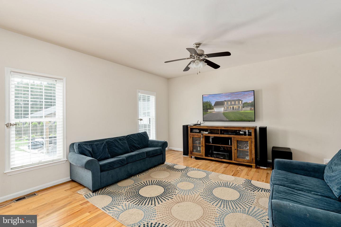 933 CHURCHILL DR, FREDERICKSBURG, Virginia 22407, 5 Bedrooms Bedrooms, ,3 BathroomsBathrooms,Residential,For sale,933 CHURCHILL DR,VASP2033546 MLS # VASP2033546
