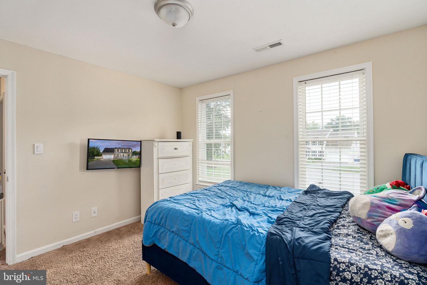 933 CHURCHILL DR, FREDERICKSBURG, Virginia 22407, 5 Bedrooms Bedrooms, ,3 BathroomsBathrooms,Residential,For sale,933 CHURCHILL DR,VASP2033546 MLS # VASP2033546