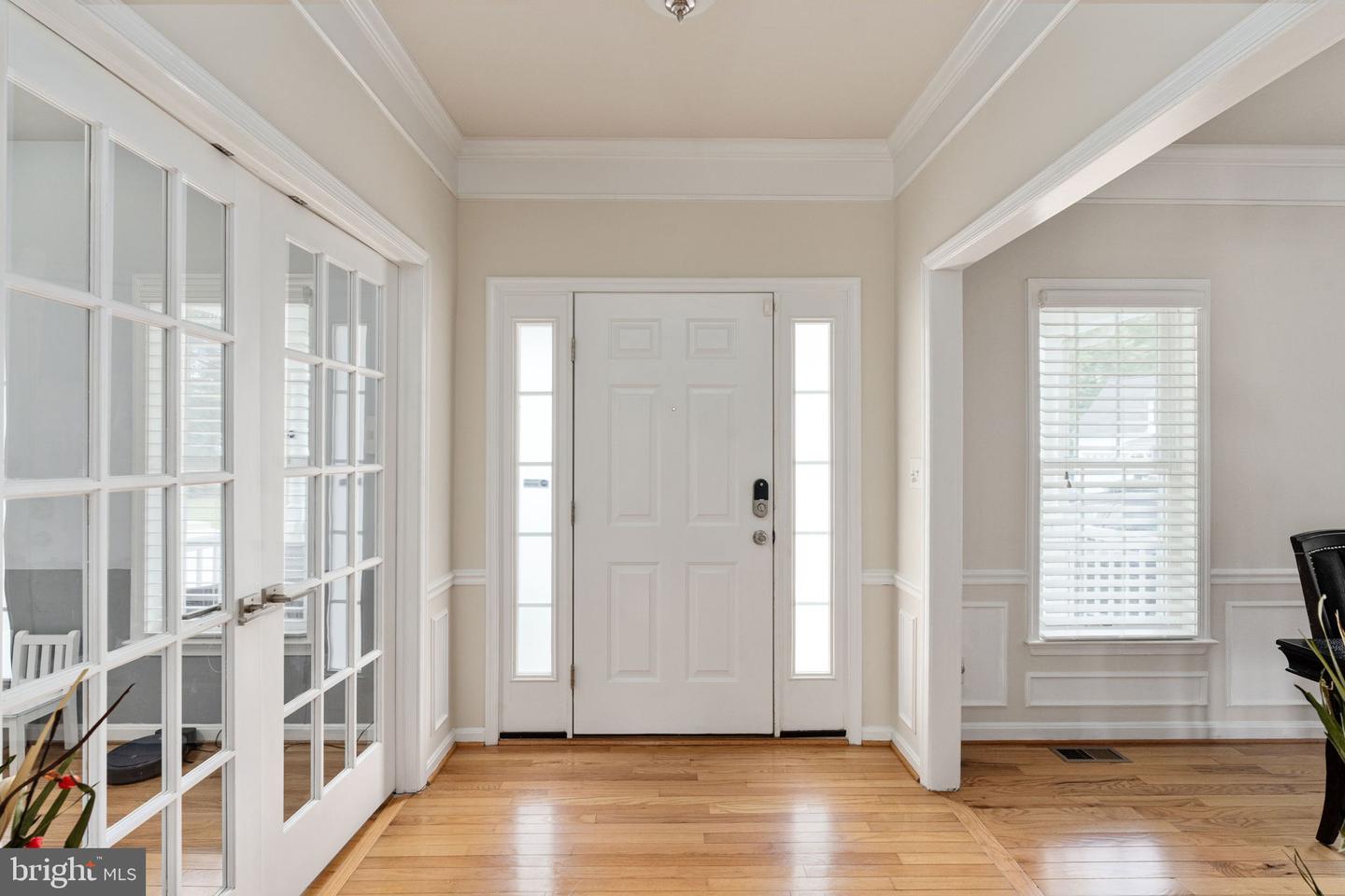 933 CHURCHILL DR, FREDERICKSBURG, Virginia 22407, 5 Bedrooms Bedrooms, ,3 BathroomsBathrooms,Residential,For sale,933 CHURCHILL DR,VASP2033546 MLS # VASP2033546