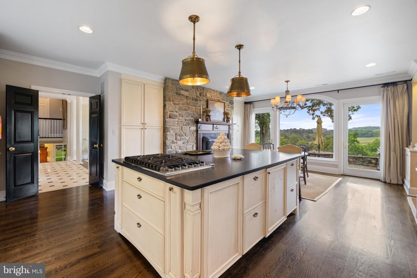 6452 OLD GOOSE CREEK RD, MIDDLEBURG, Virginia 20117, 3 Bedrooms Bedrooms, ,4 BathroomsBathrooms,Residential,For sale,6452 OLD GOOSE CREEK RD,VAFQ2016848 MLS # VAFQ2016848