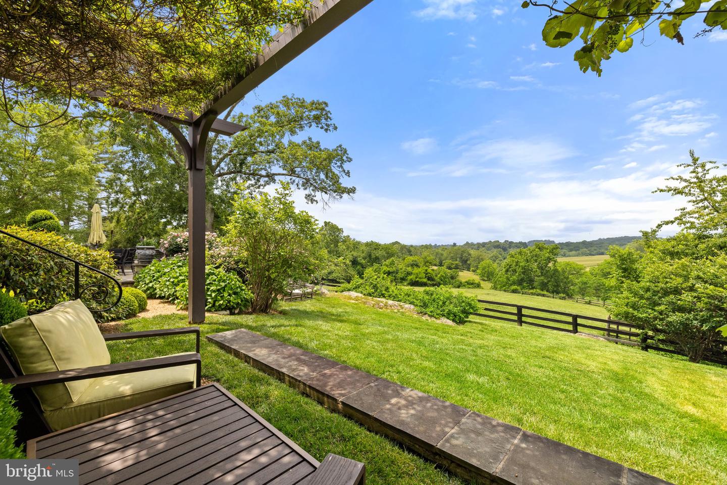 6452 OLD GOOSE CREEK RD, MIDDLEBURG, Virginia 20117, 3 Bedrooms Bedrooms, ,4 BathroomsBathrooms,Residential,For sale,6452 OLD GOOSE CREEK RD,VAFQ2016848 MLS # VAFQ2016848